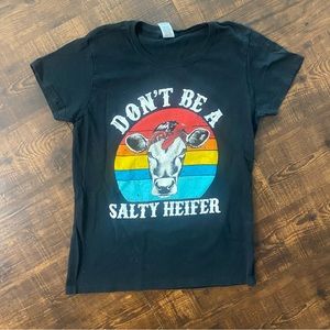 Womens graphic tee size medium